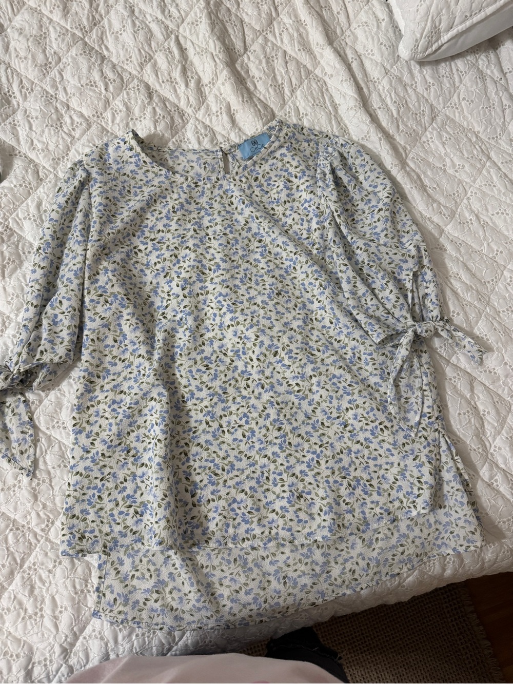 CeCe Light Blue Floral Tie-Sleeve Blouse